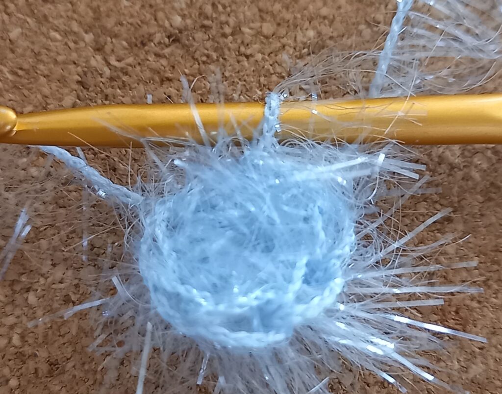 ぞうのたわし1段目(編み方工程)