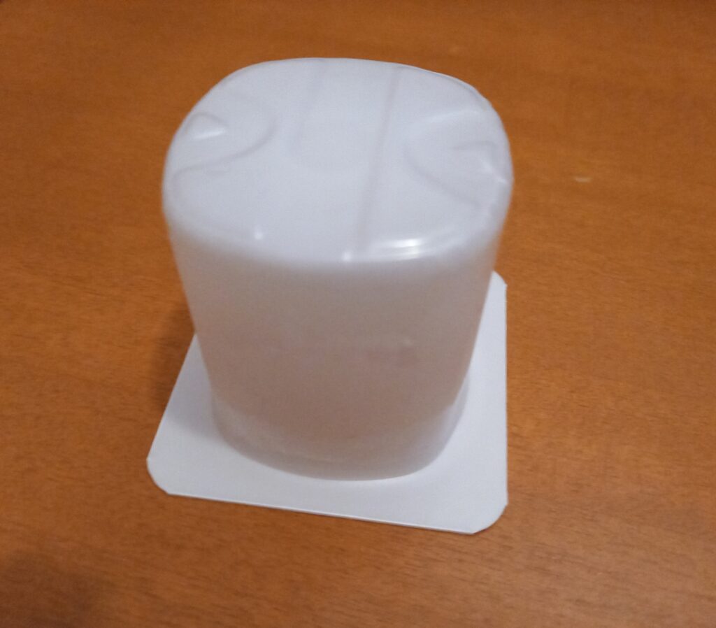 ヨーグルトの容器(デイスプレイ用)