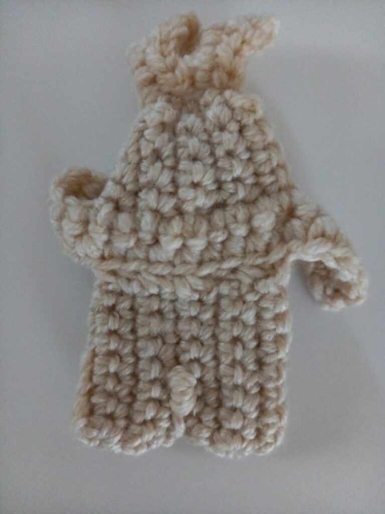 手編みのマスコット（工程）