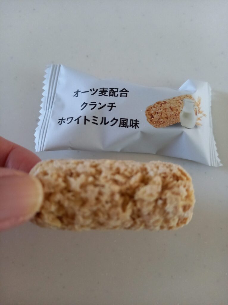 オーツ麦クランチの商品の紹介(ホワイトミルク風味)